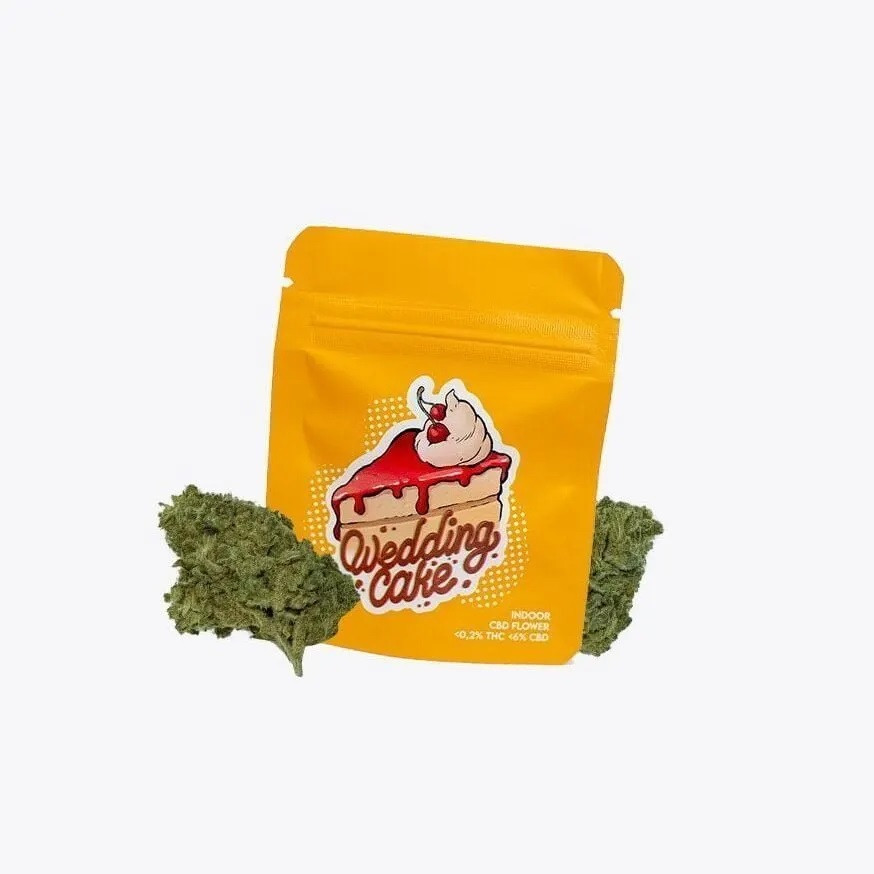 WEDDING CAKE FLORES DE CBD.jpg